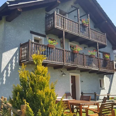 Sweet Chalet Antey-Saint-Andre