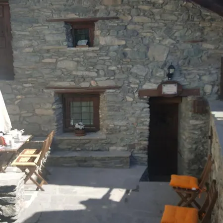 Sweet Chalet Antey-Saint-Andre