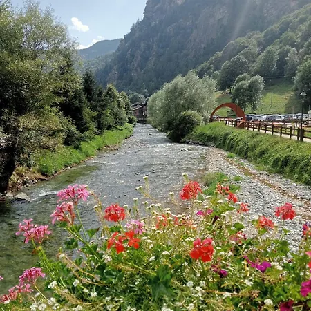 Sweet Chalet *